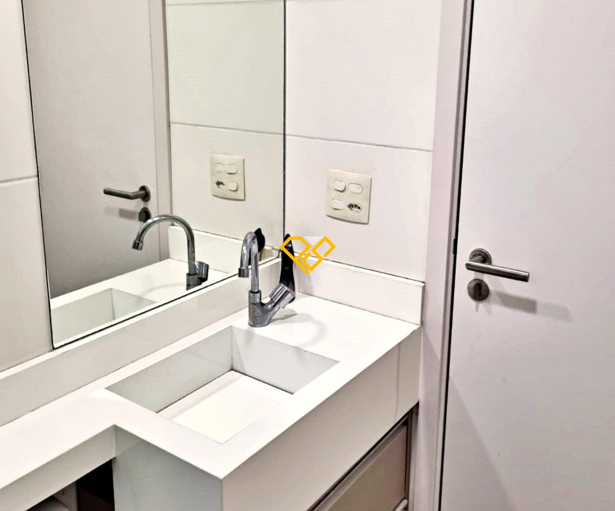 Apartamento para aluguel no Macuco: Wc suíte