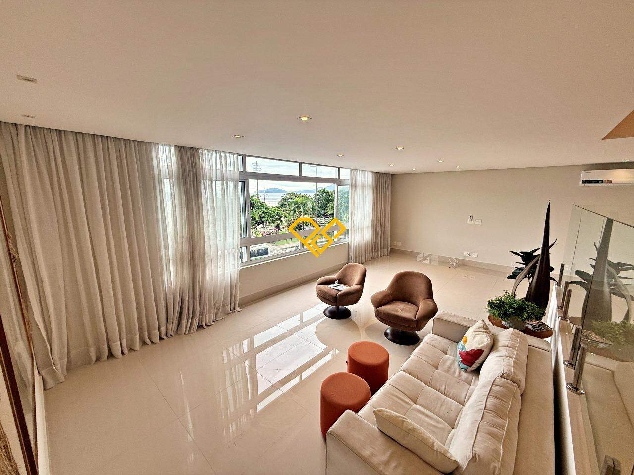 Apartamento para aluguel no Gonzaga: Sala