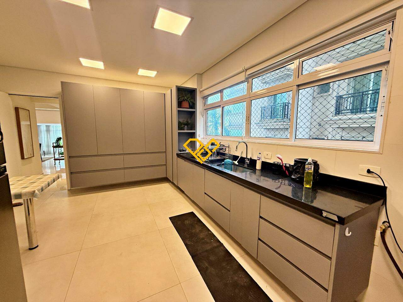 Apartamento para aluguel no Gonzaga: Cozinha