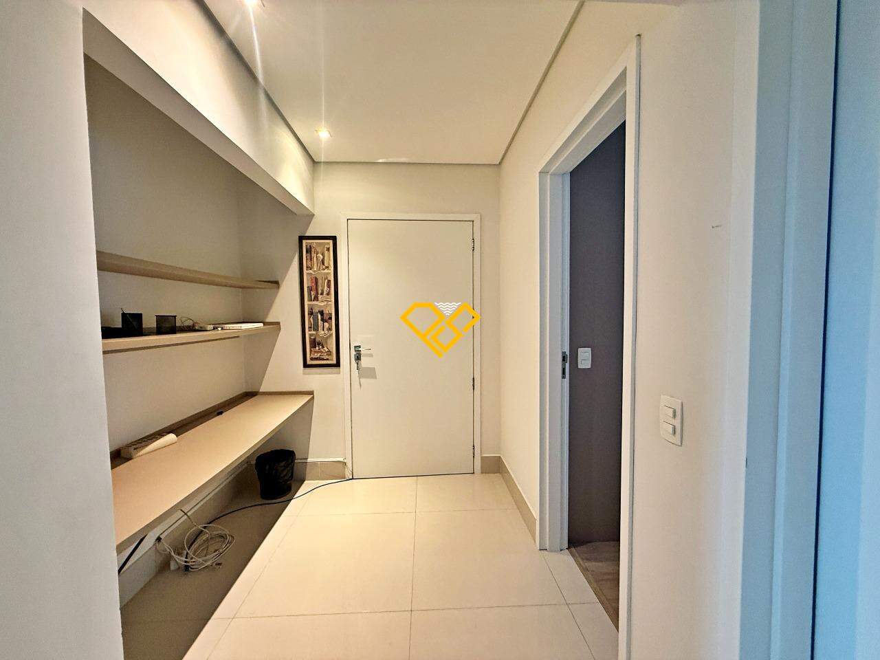 Apartamento para aluguel no Gonzaga: Hall intimo
