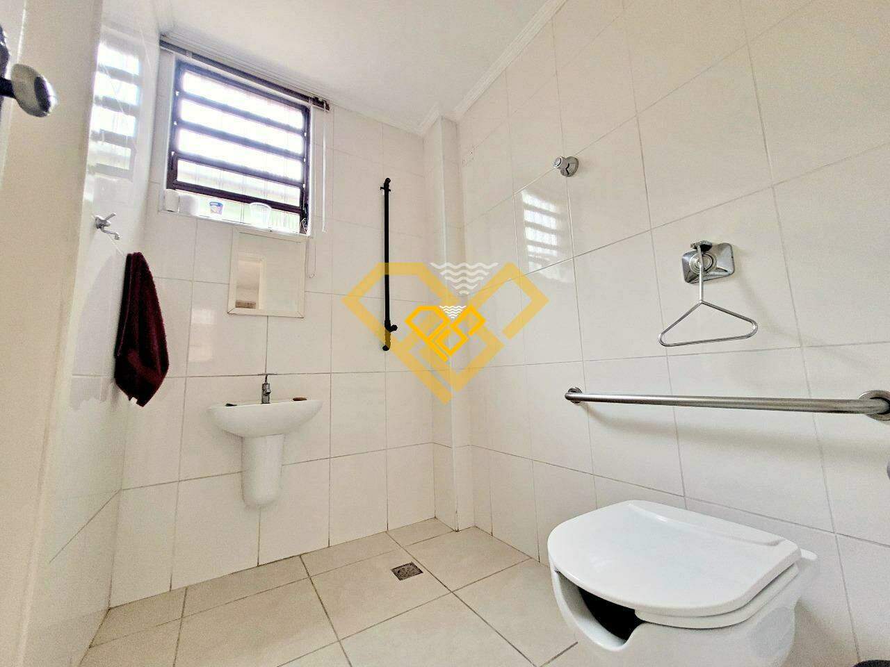 Casa para aluguel no Embaré: 