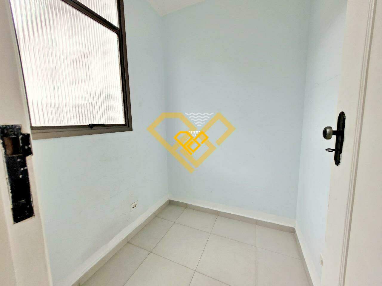 Casa para aluguel no Embaré: 