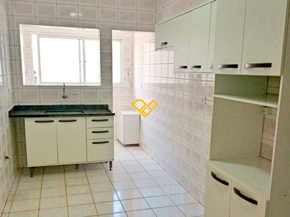 Apartamento para aluguel no Campo Grande: Cozinha
