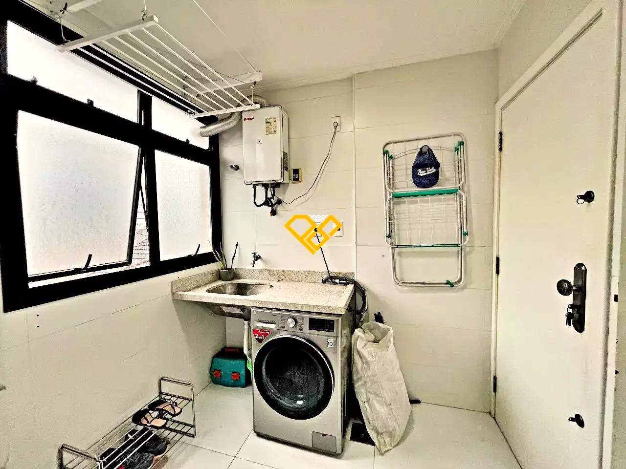 Apartamento para aluguel no Gonzaga: Área de Serviço