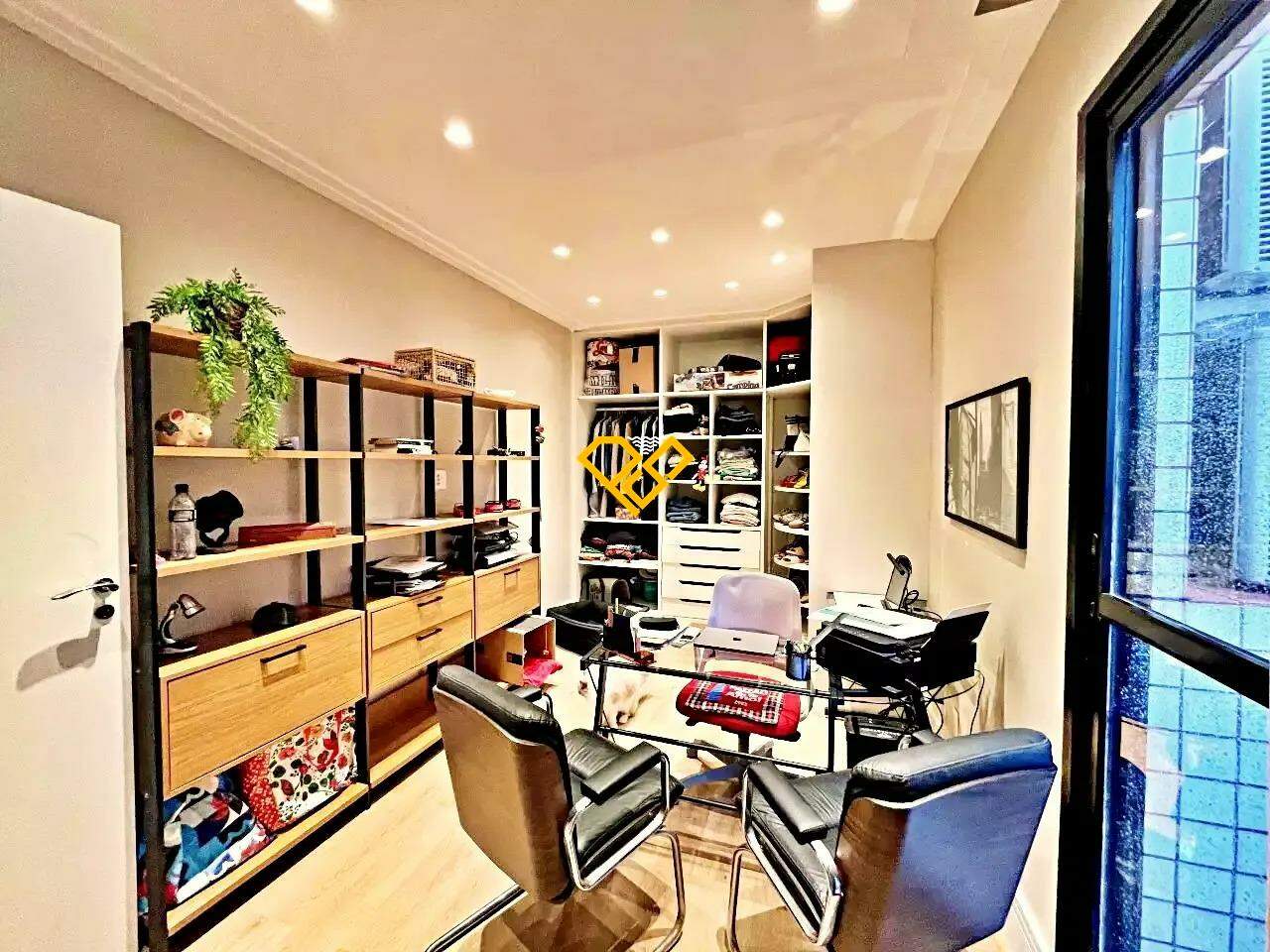 Apartamento para aluguel no Gonzaga: Escritório