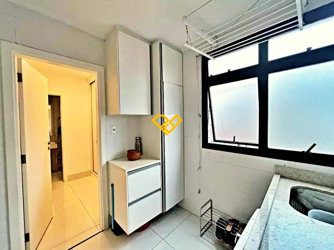 Apartamento para aluguel no Gonzaga: Área de serviço