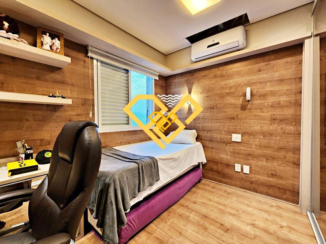 Cobertura à venda no José Menino: Quarto