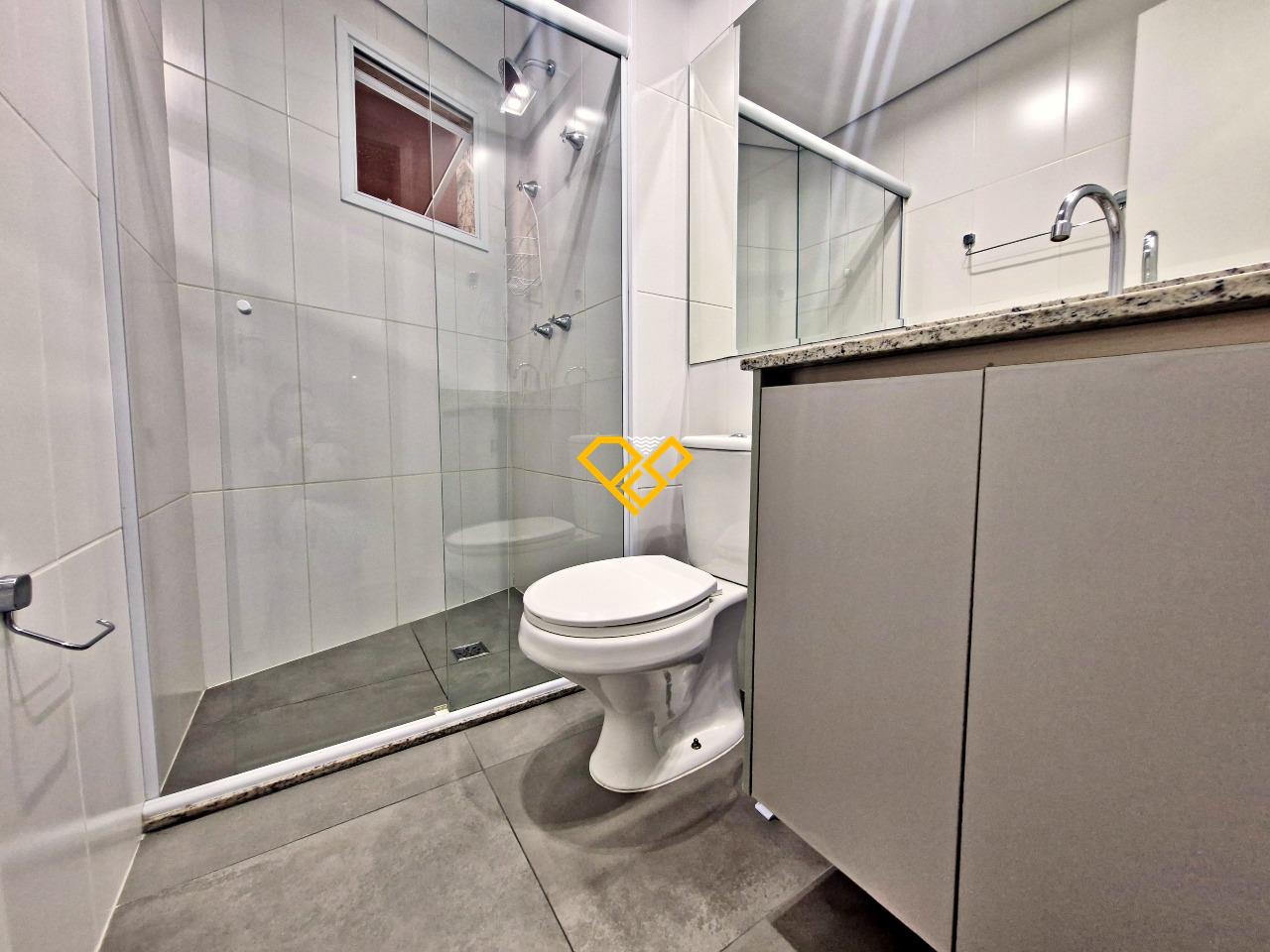 Apartamento para aluguel no Marapé: Wc suíte