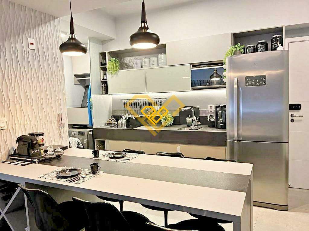 Apartamento para aluguel no Pompéia: COZINHA