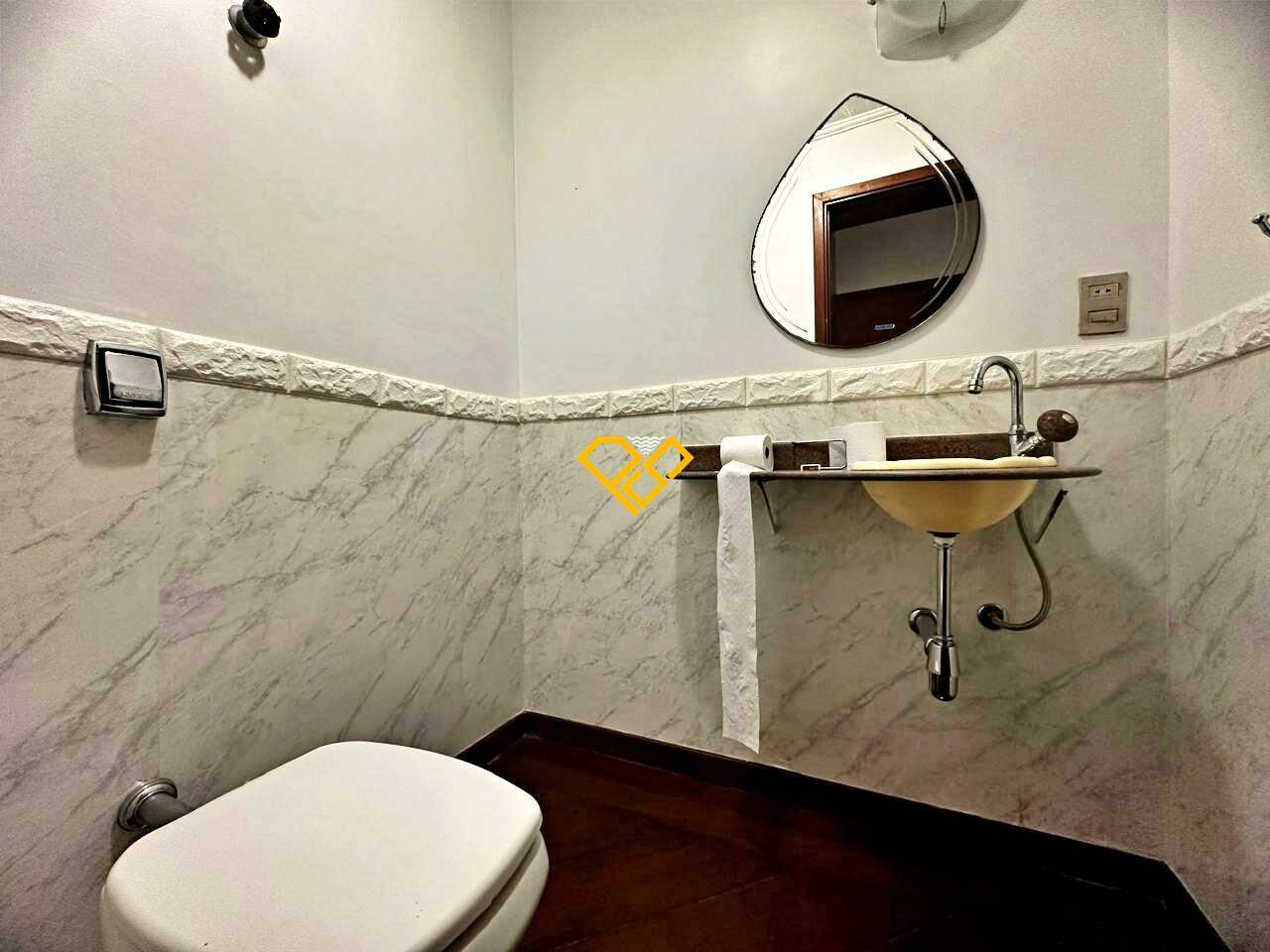 Apartamento à venda no Pompéia: Lavabo