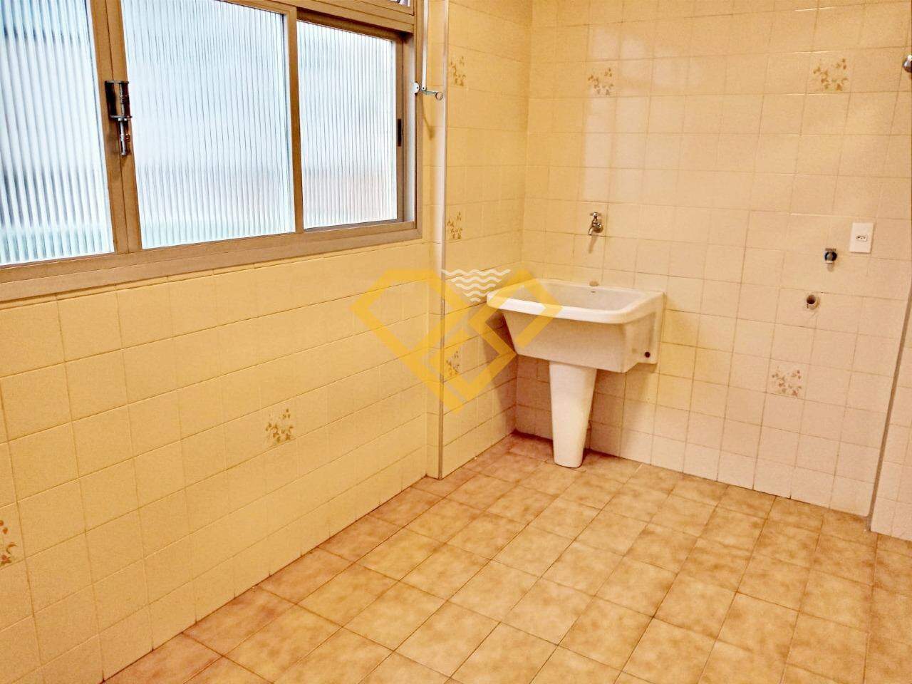 Apartamento para aluguel no Embaré: