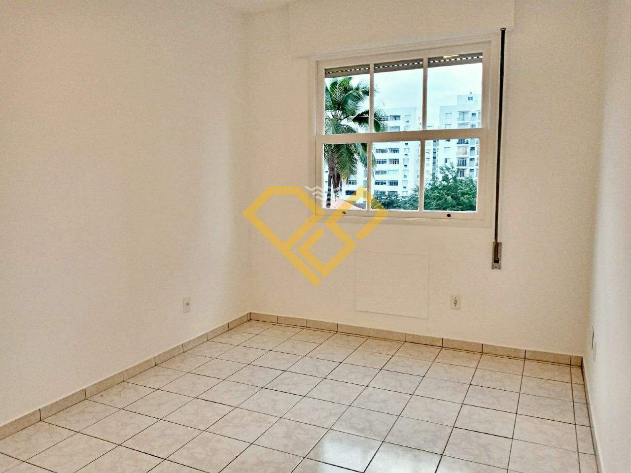 Apartamento para aluguel no Embaré: