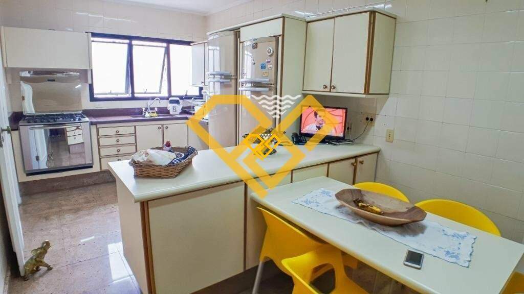 Apartamento para aluguel no Boqueirão: COZINHA