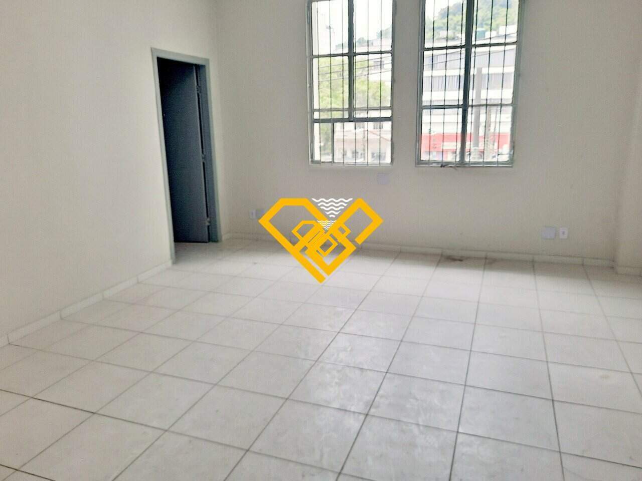 Prédio Comercial para aluguel no Centro: