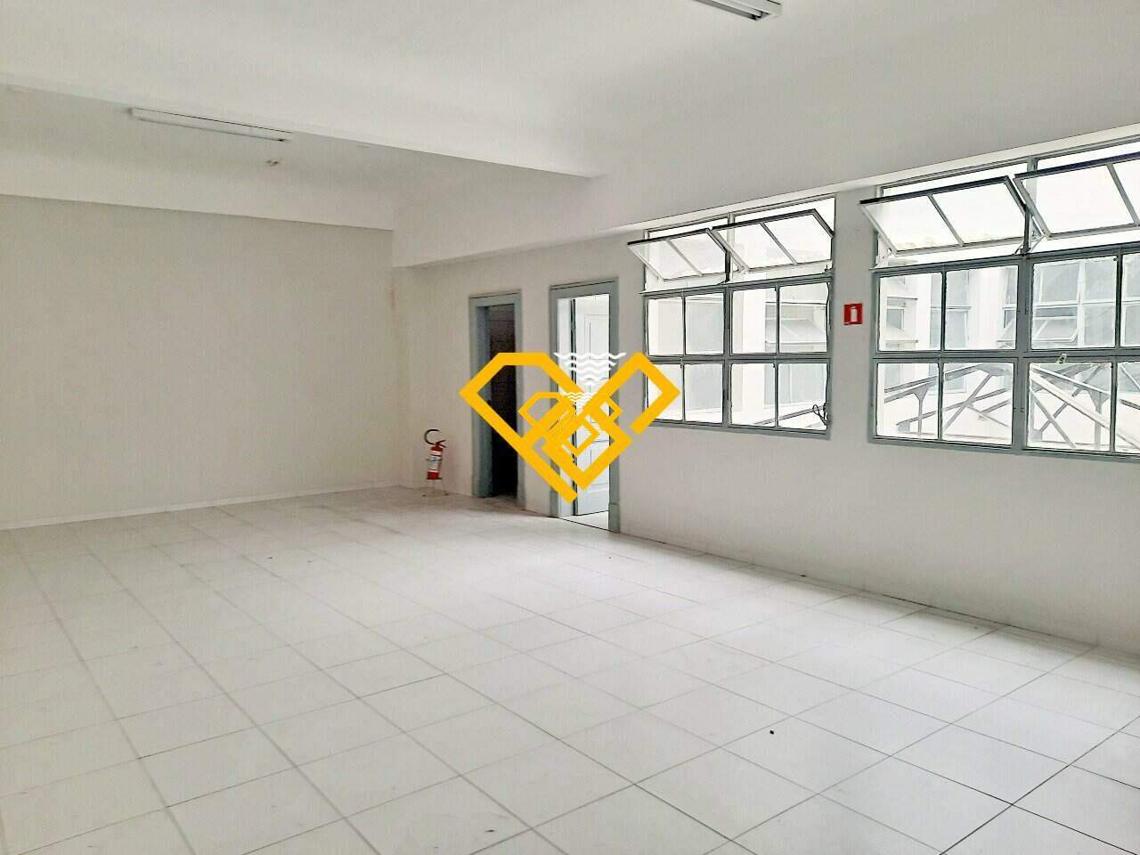 Prédio Comercial para aluguel no Centro: