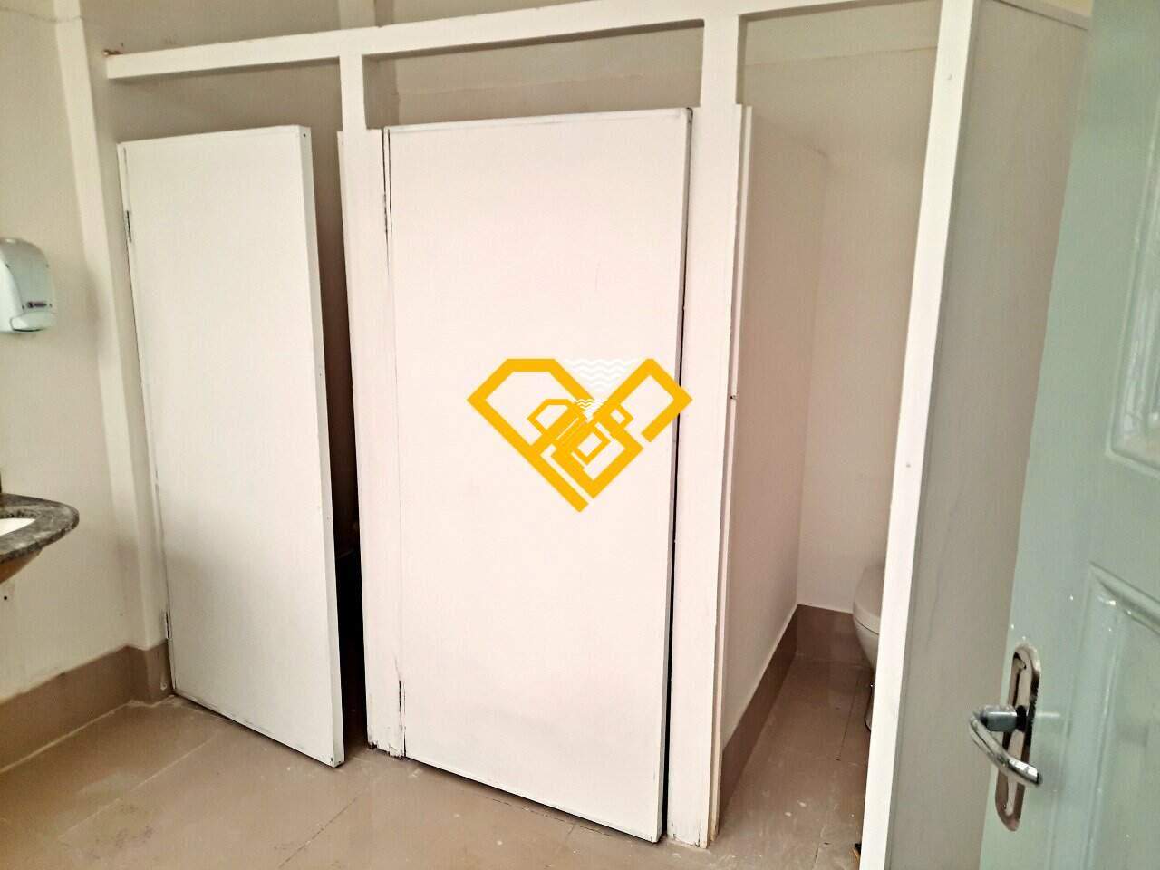 Prédio Comercial para aluguel no Centro: