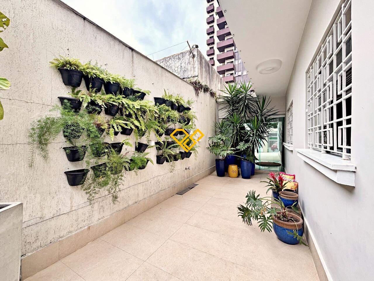 Casa para aluguel no Gonzaga: Quintal lateral