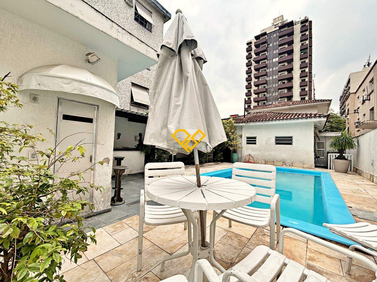 Casa para aluguel no Gonzaga: Piscina