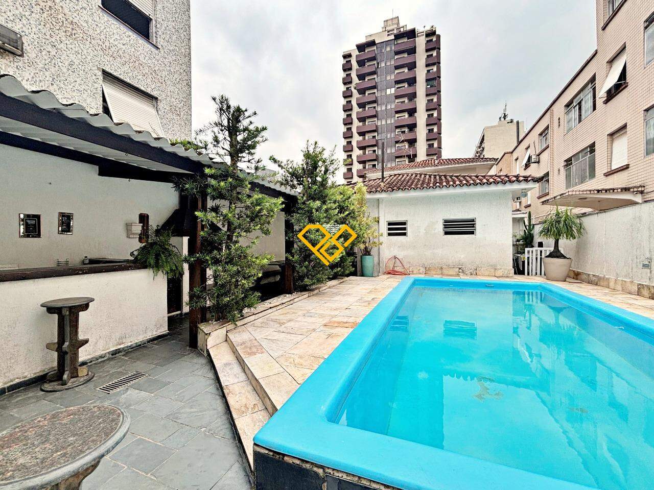 Casa para aluguel no Gonzaga: Piscina