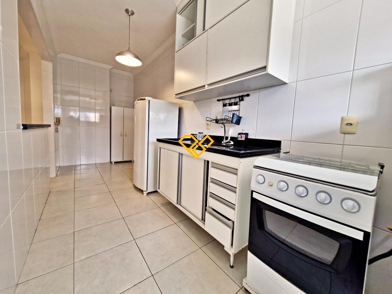 Apartamento para aluguel no Ponta da Praia: Cozinha