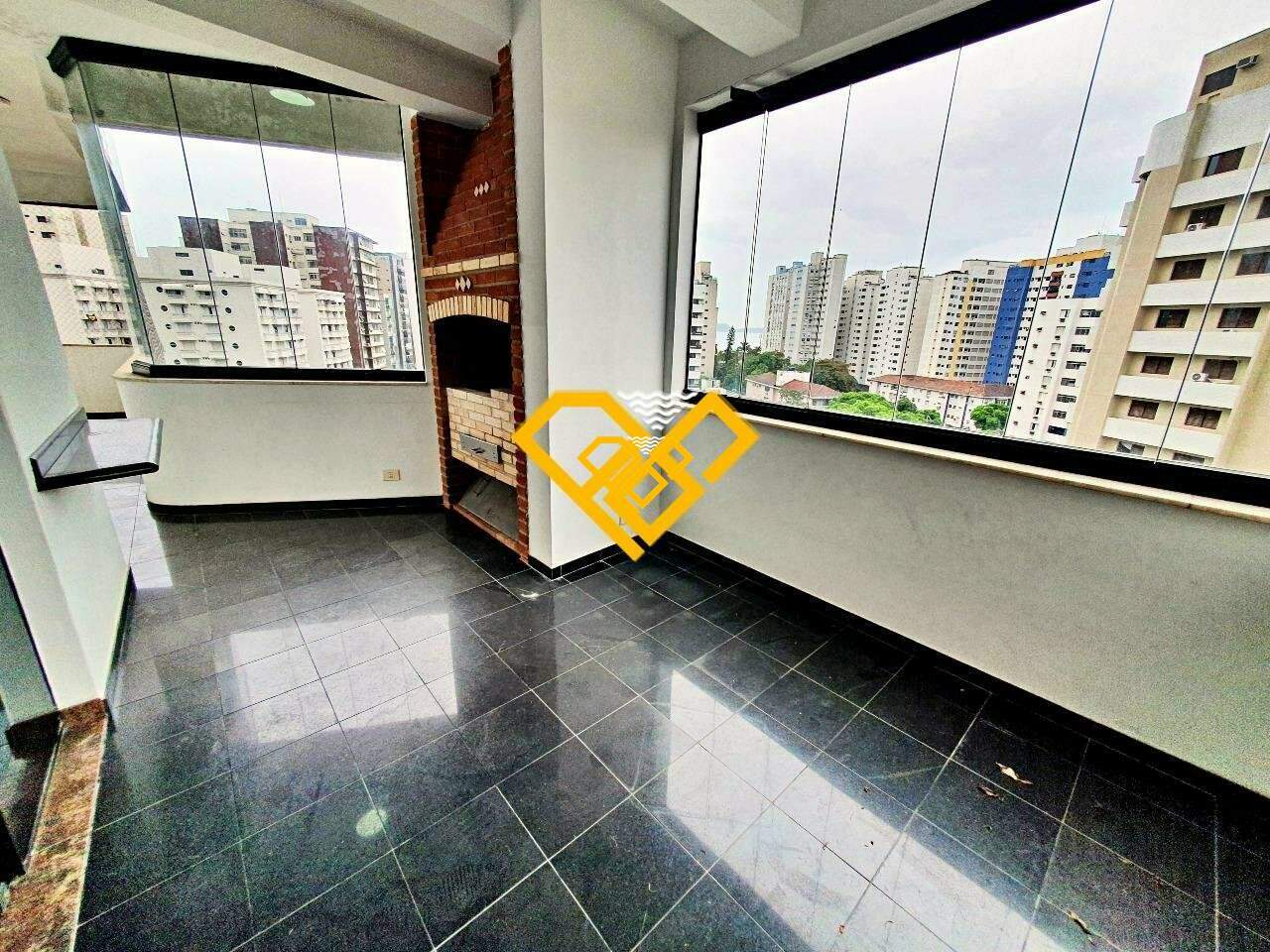 Apartamento para aluguel no Embaré: VARANDA