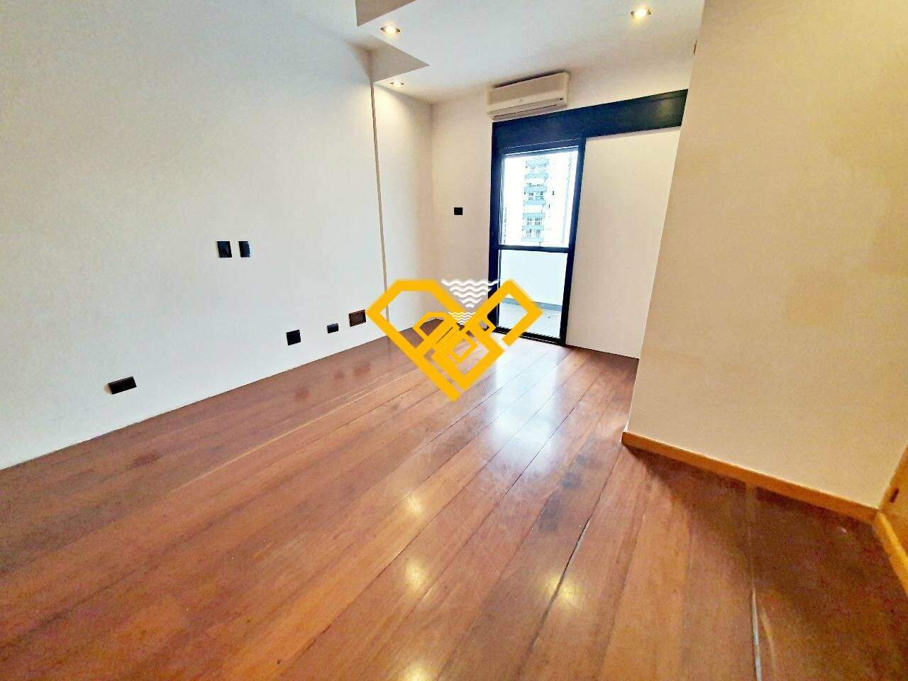 Apartamento para aluguel no Embaré: SUÍTE 3