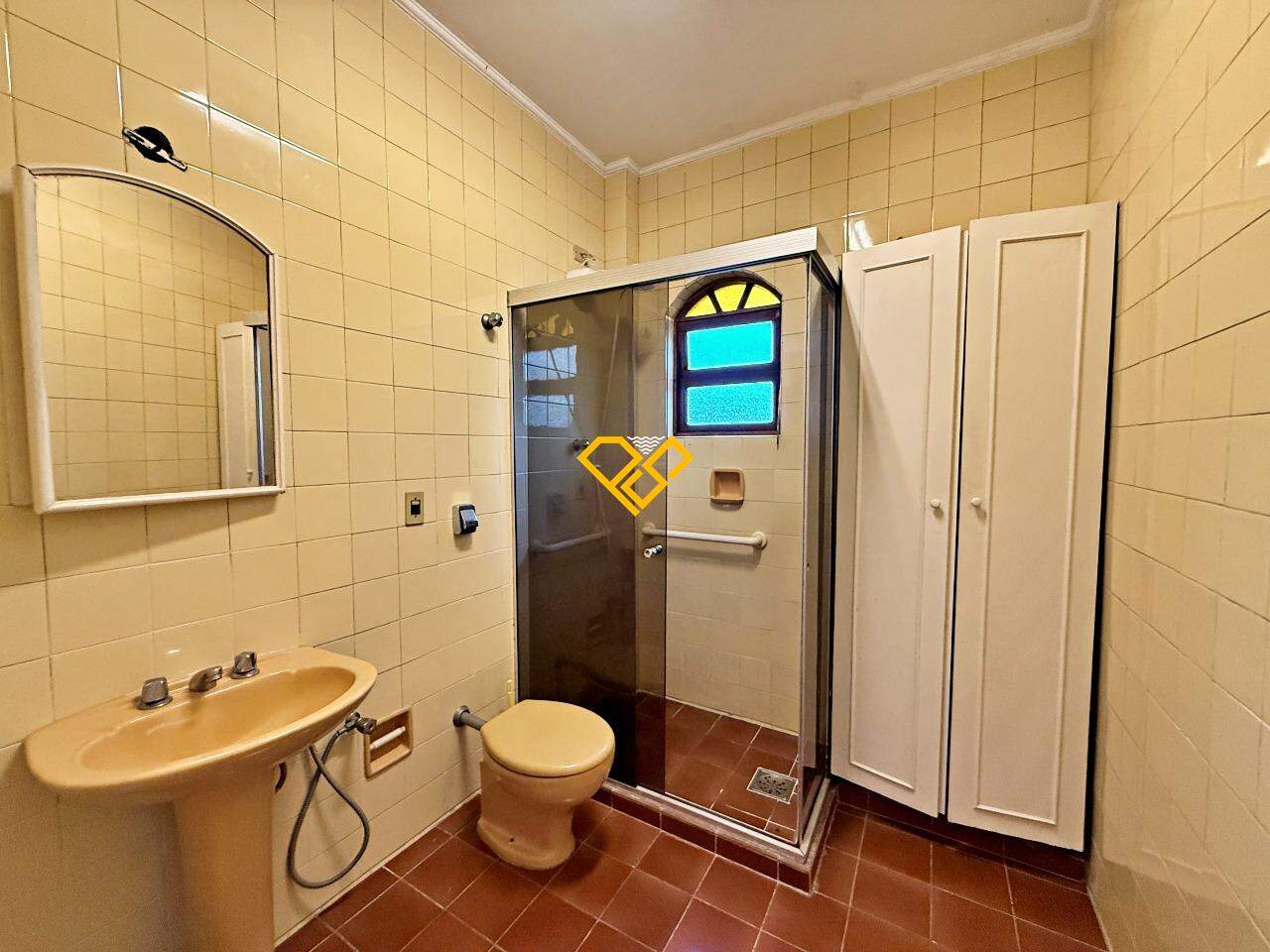 Casa para aluguel no Santa Terezinha: Wc social
