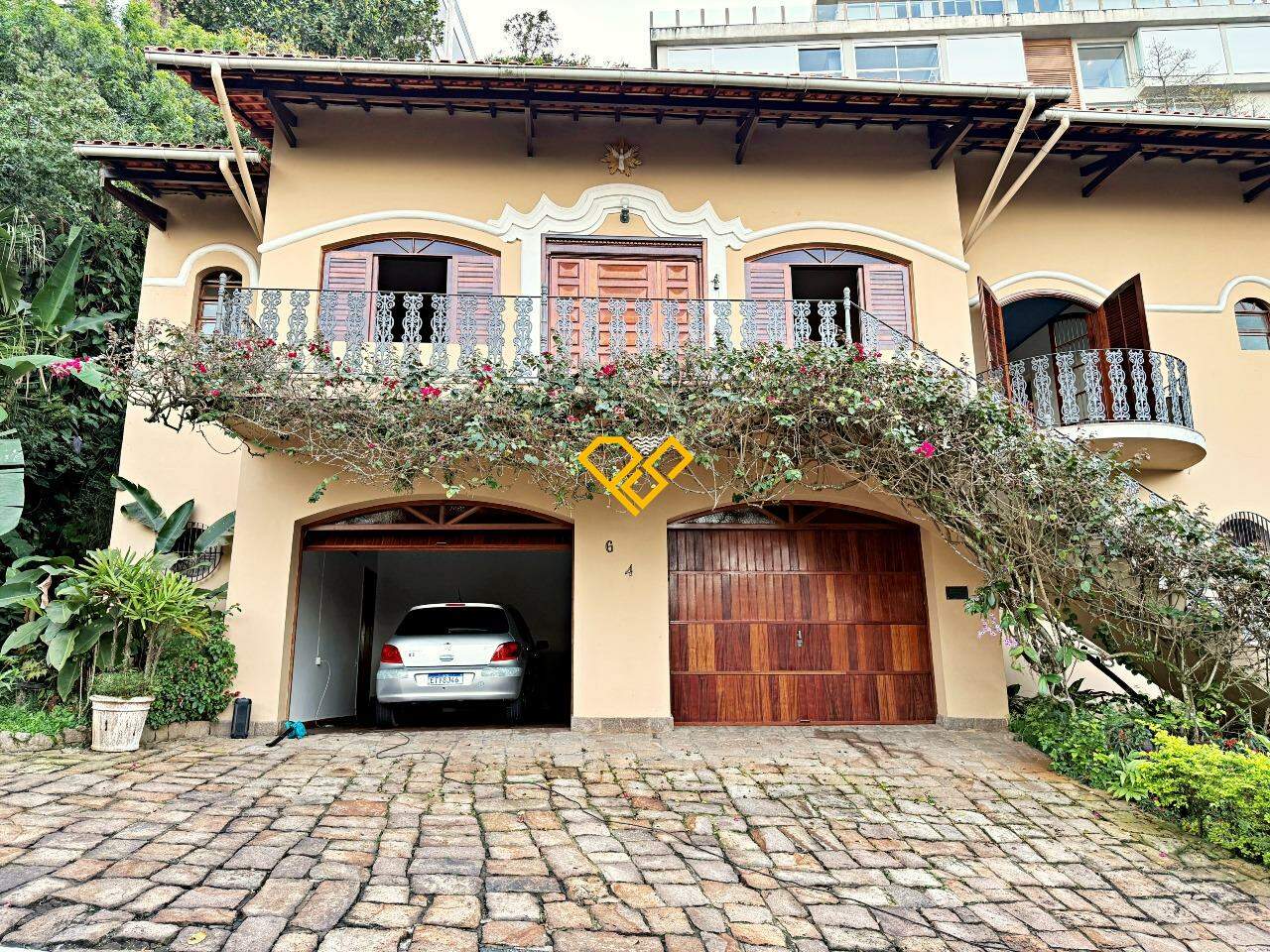 Casa para aluguel no Santa Terezinha: Fachada