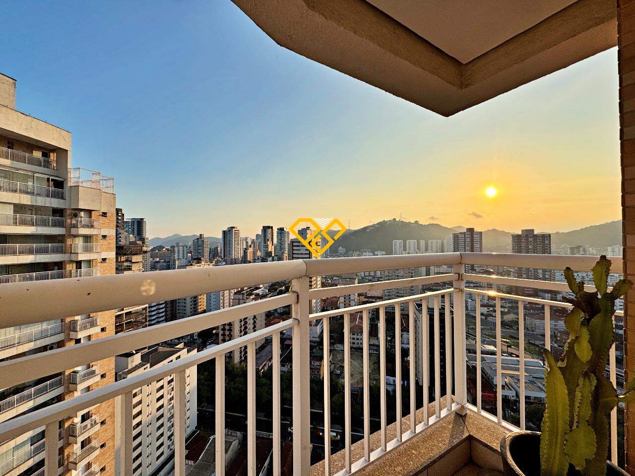 Apartamento à venda no Gonzaga: Varanda Suíte master