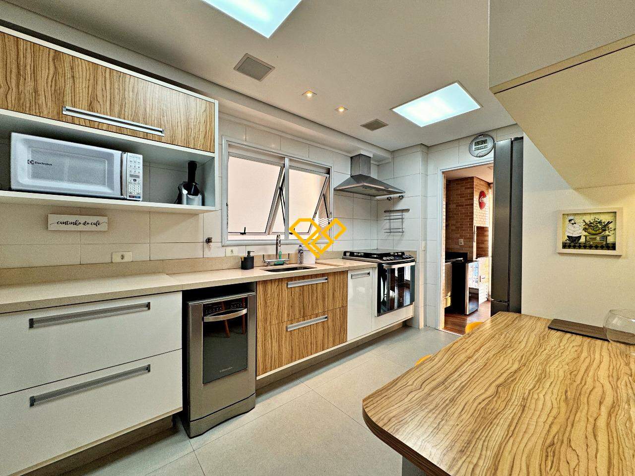 Apartamento à venda no Gonzaga: Cozinha