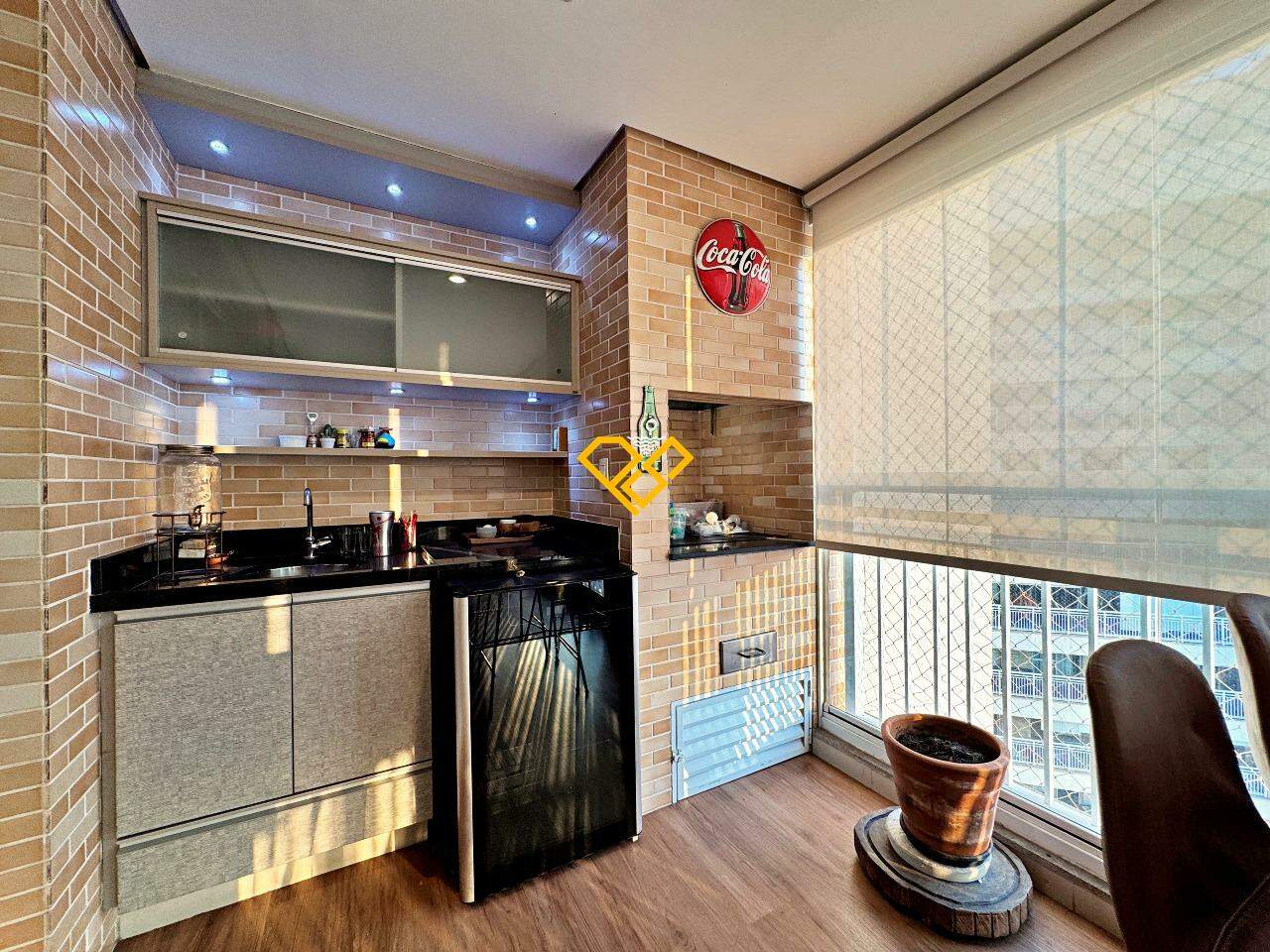 Apartamento à venda no Gonzaga: Varanda com churrasqueira