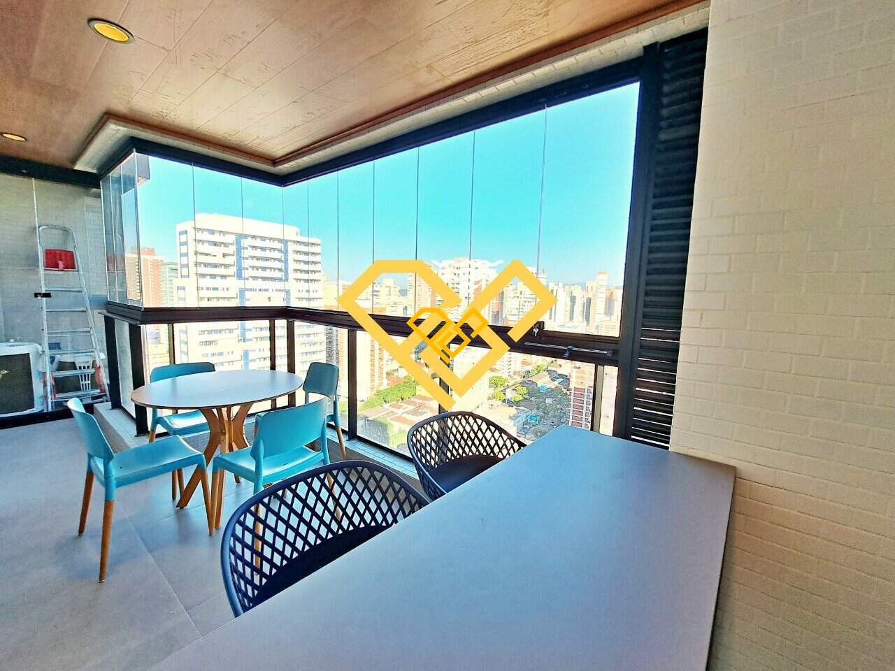 Apartamento para aluguel no Boqueirão: Varanda