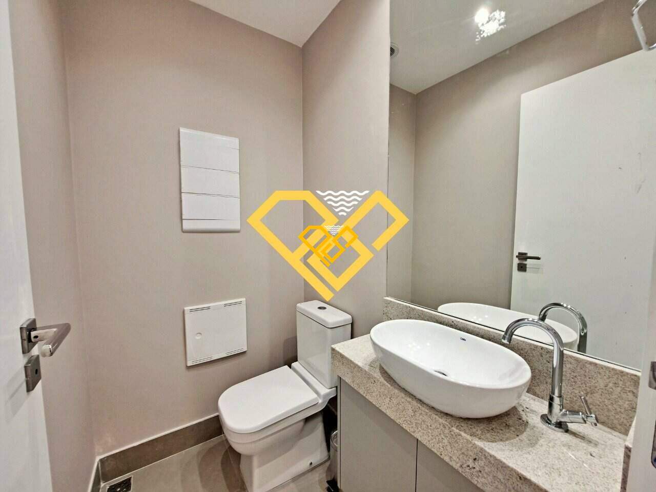 Apartamento para aluguel no Boqueirão: Lavabo