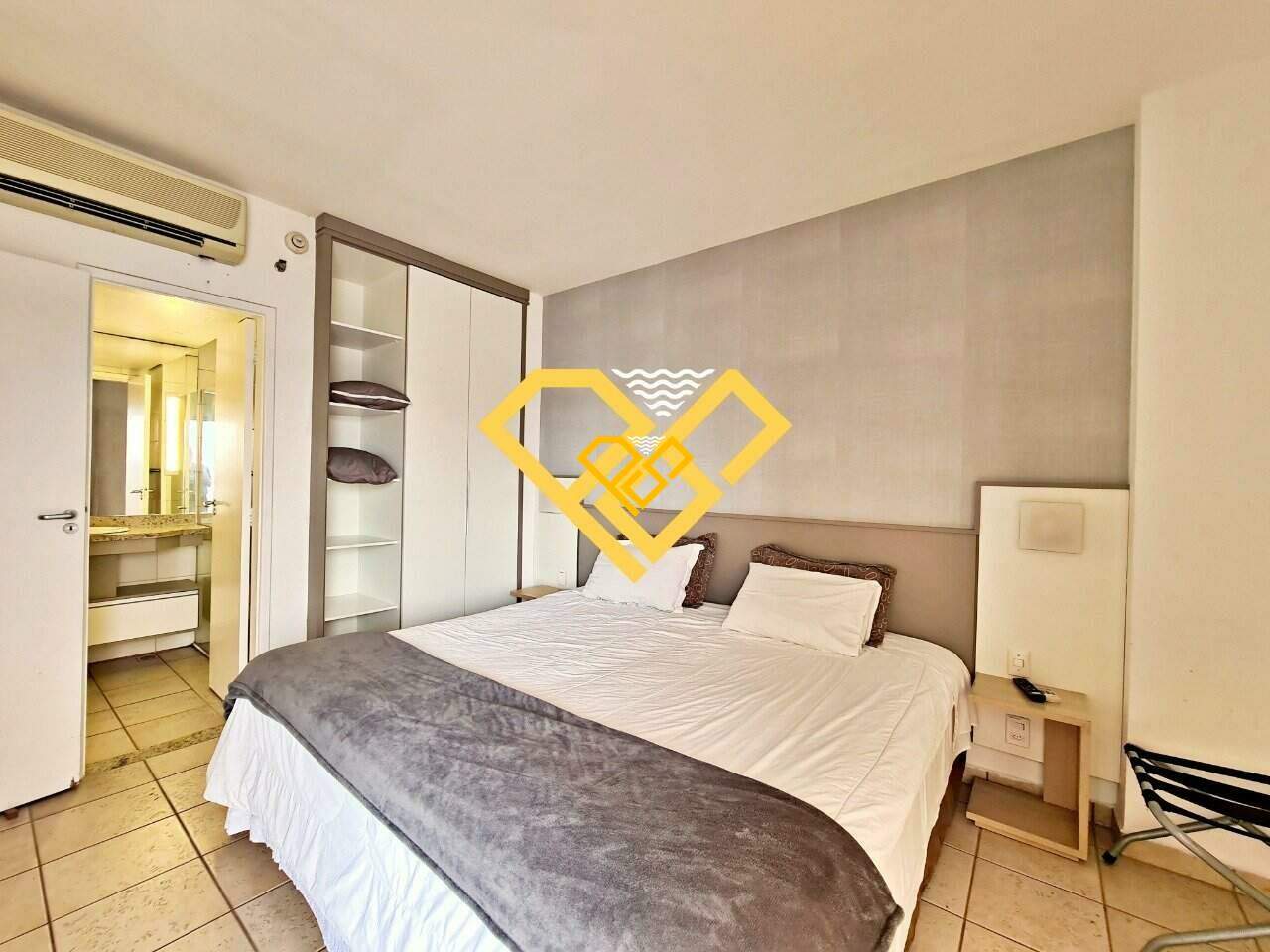 Apartamento para aluguel no Boqueirão: SUÍTE