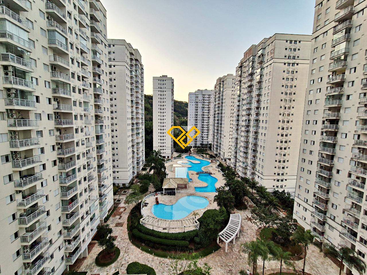 Apartamento para aluguel no Marapé: Vista