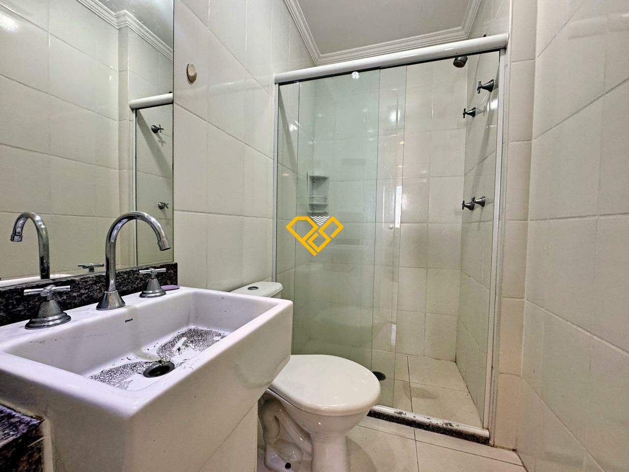 Apartamento para aluguel no Marapé: Wc suíte
