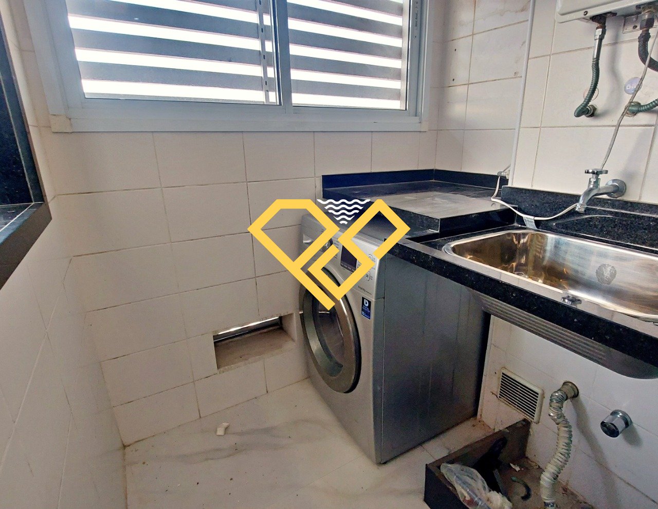 Cobertura para aluguel no Boqueirão: Área de serviço