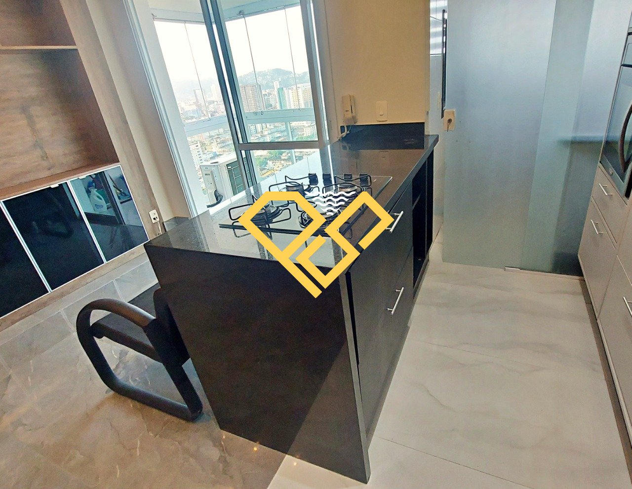 Cobertura para aluguel no Boqueirão: Cozinha e sala