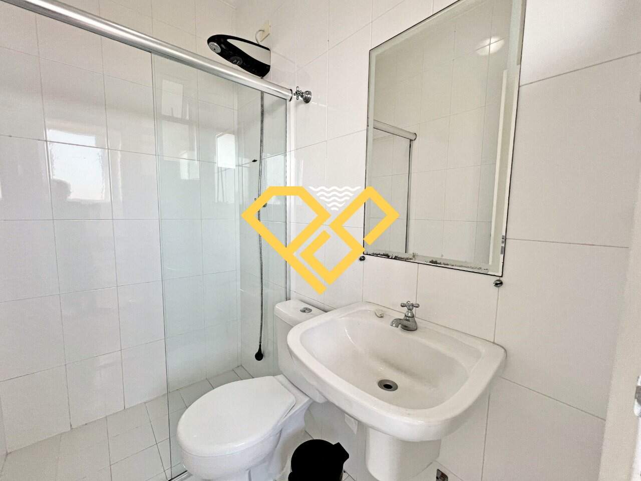 Apartamento para aluguel no Gonzaga: Wc de serviço