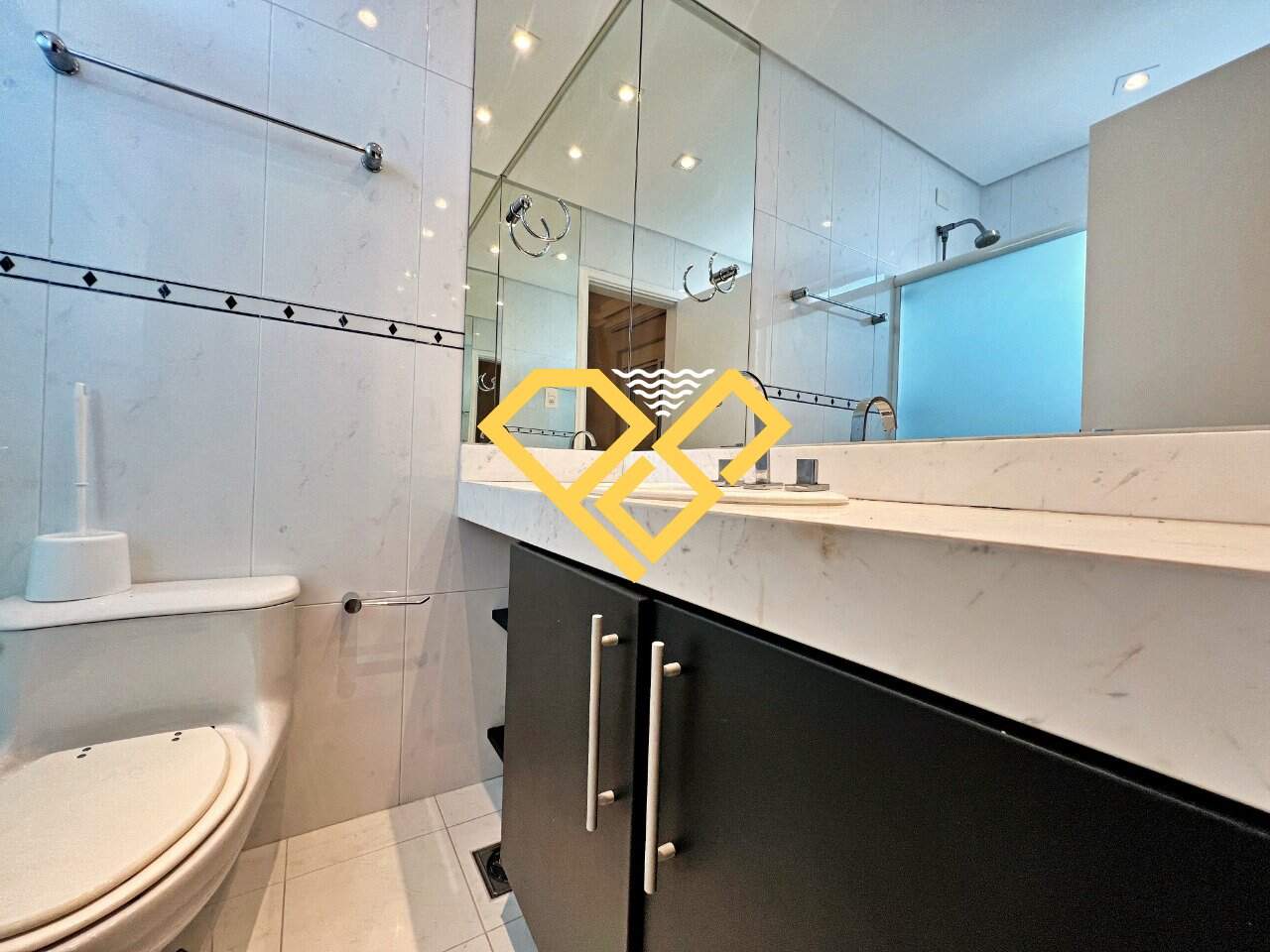 Apartamento para aluguel no Gonzaga: Wc suíte