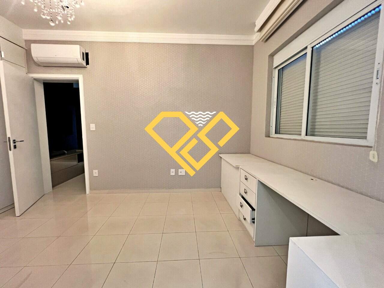 Apartamento para aluguel no Gonzaga: Dormitório 1 - suíte