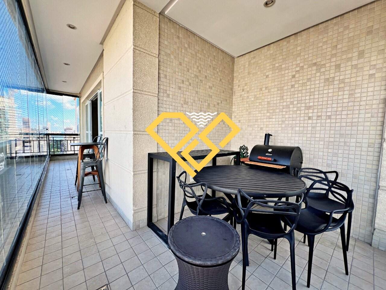 Apartamento para aluguel no Gonzaga: Varanda