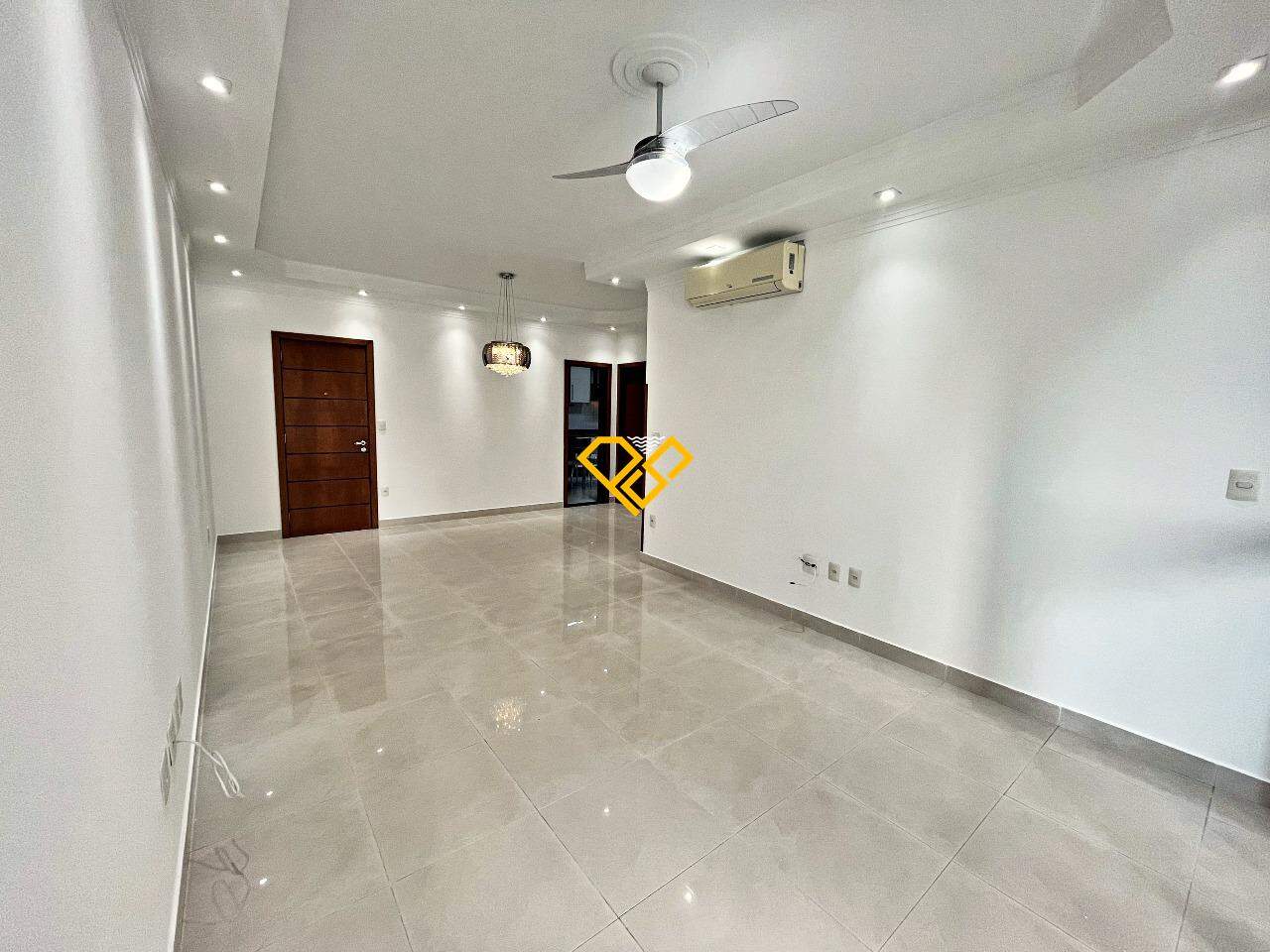 Apartamento para aluguel no Aparecida: Sala