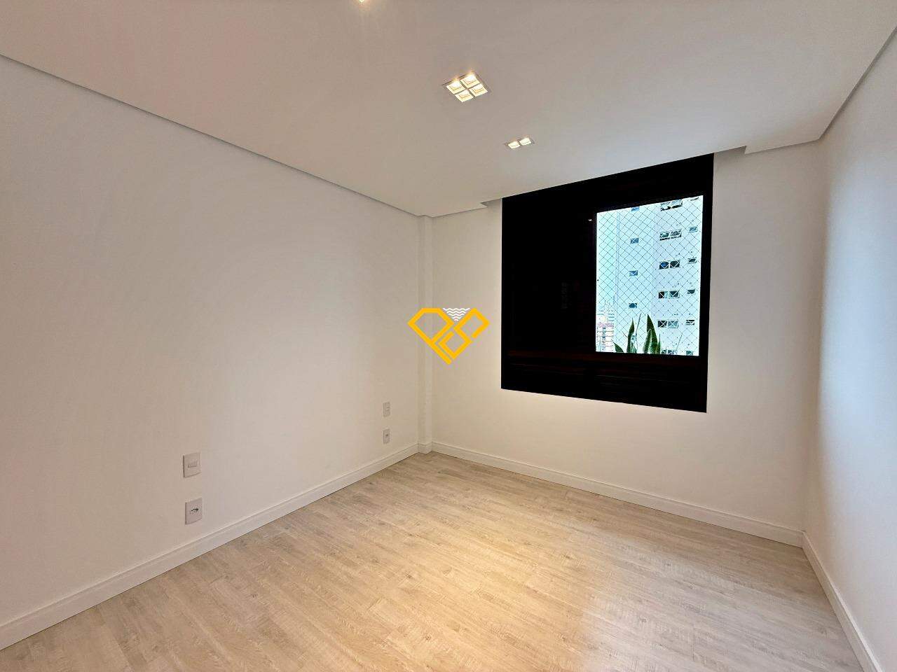 Apartamento à venda no Boqueirão: Dormitório 2 - suíte