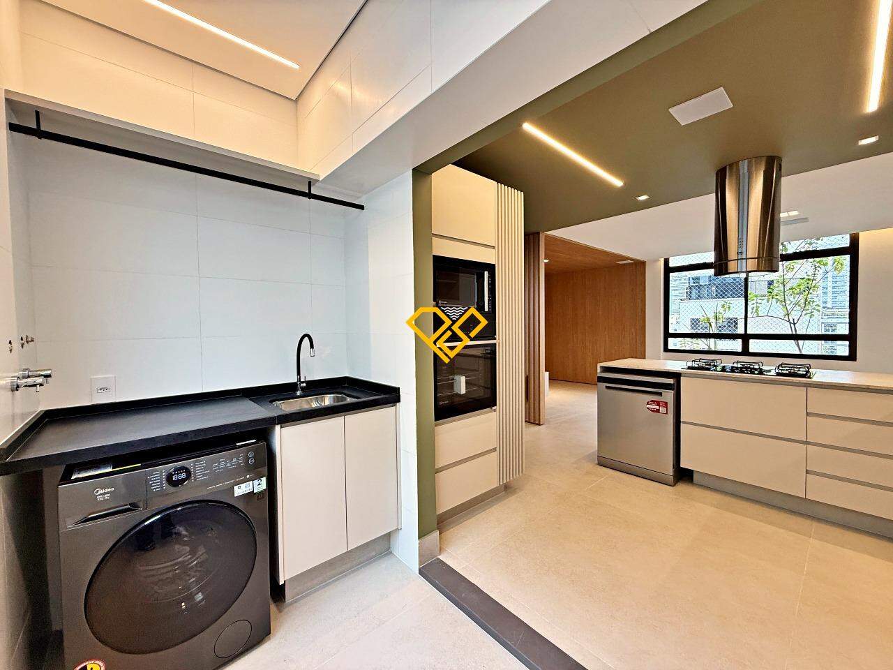 Apartamento à venda no Boqueirão: Área de serviço
