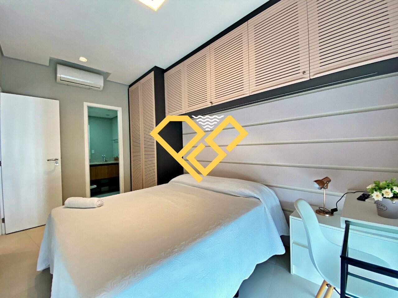 Apartamento para aluguel no Pompéia: Dormitório - suíte