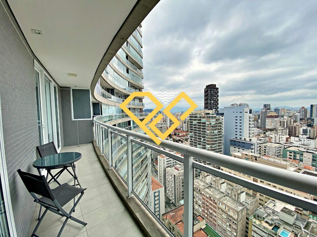 Apartamento para aluguel no Pompéia: Varanda