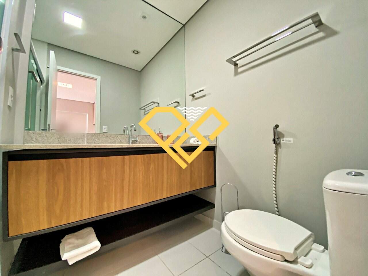 Apartamento para aluguel no Pompéia: Wc suíte