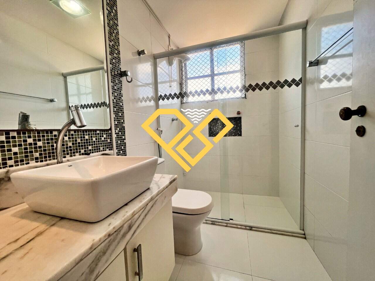 Apartamento para aluguel no José Menino: Wc suíte