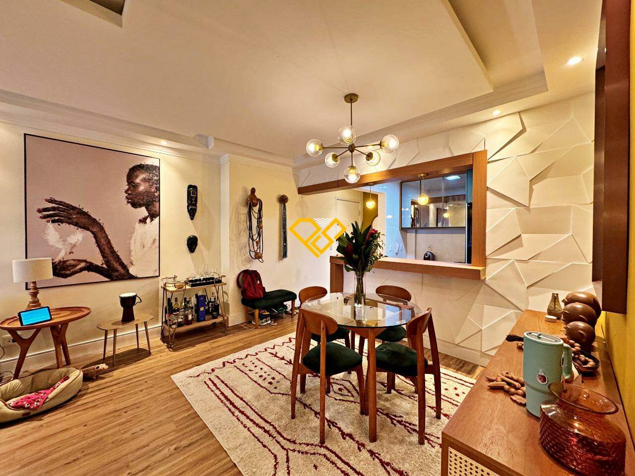 Garden à venda no Ponta da Praia: Sala